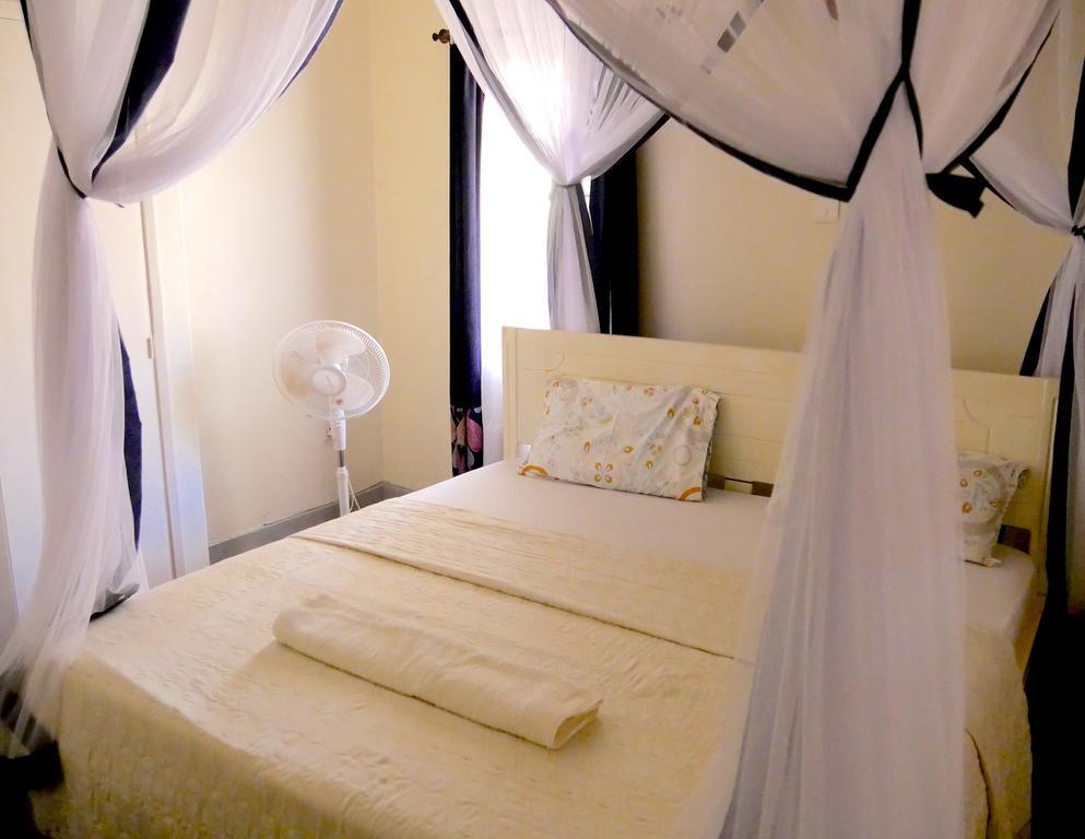 Hotel Acacia City Kampala Luaran gambar