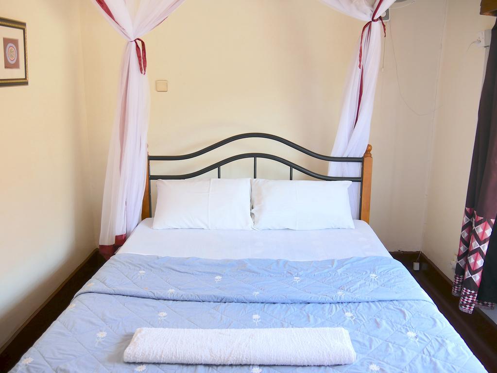 Hotel Acacia City Kampala Luaran gambar