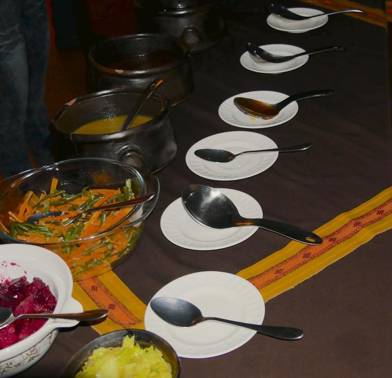 Hotel Acacia City Kampala Luaran gambar