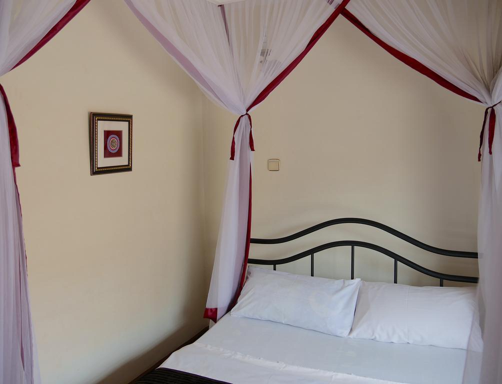 Hotel Acacia City Kampala Luaran gambar