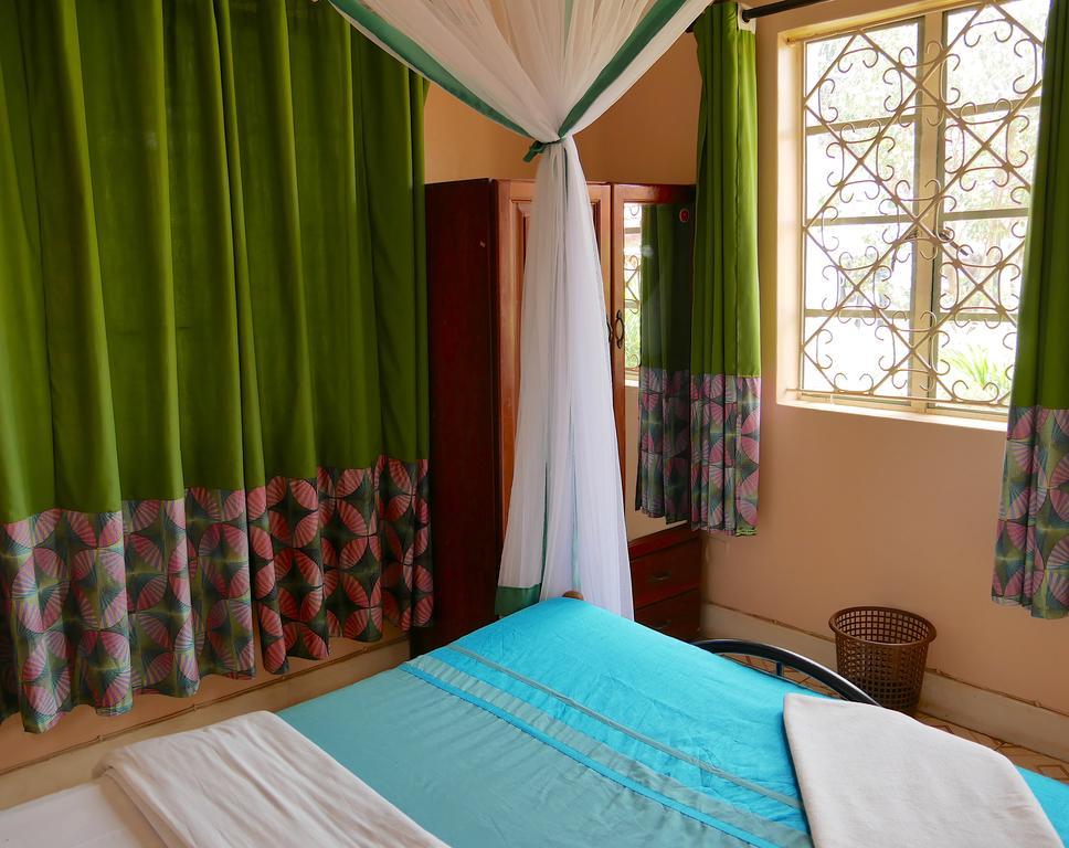 Hotel Acacia City Kampala Luaran gambar